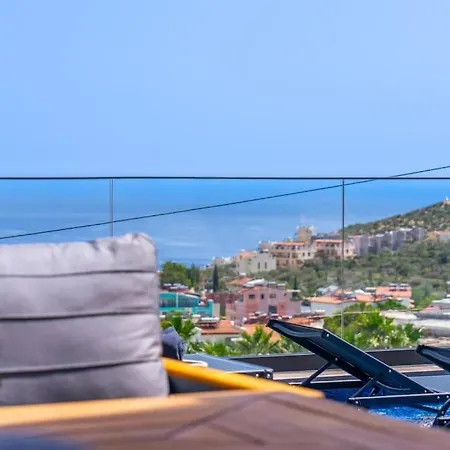 Vila Cihan Kalkan *